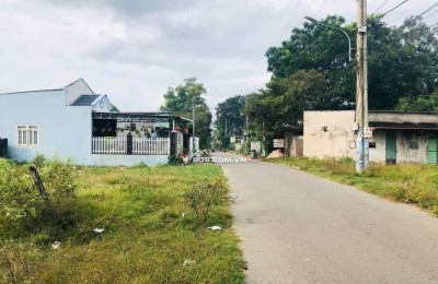 KẸT TIỀN BÁN LỖ 5 NỀN ĐẤT NGAY CHỢ 25X54=1000M2 ĐẤT THỔ CƯ SHR MT ĐƯỜNG LỚN CẠNH CHỢ DÂN ĐÔNG GIÁ 290 TR